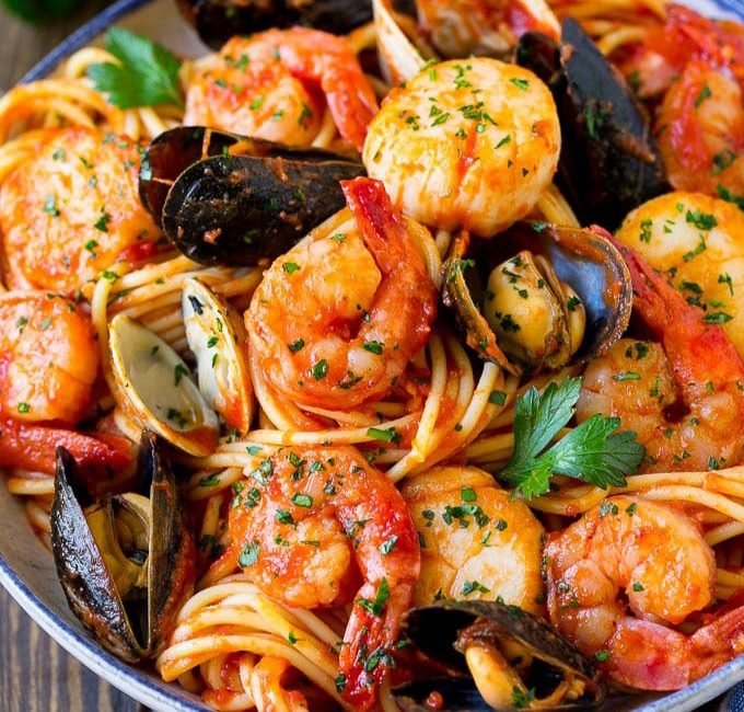 The Best Seafood Pasta - Lekke Recipes